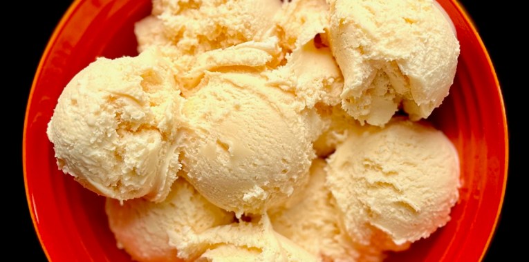 homemade peppermint ice cream